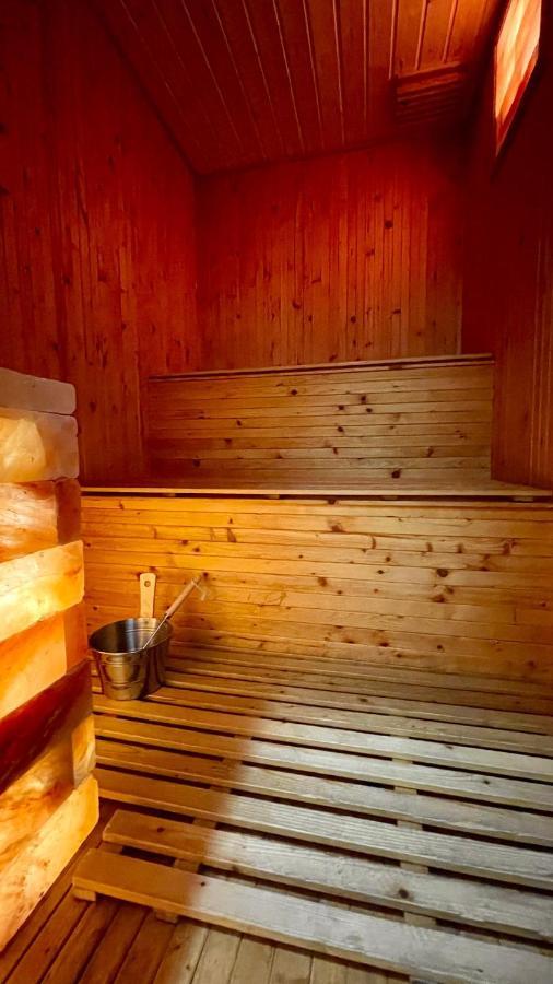 Sztar Motel Etterem Balassagyarmat Ngoại thất bức ảnh