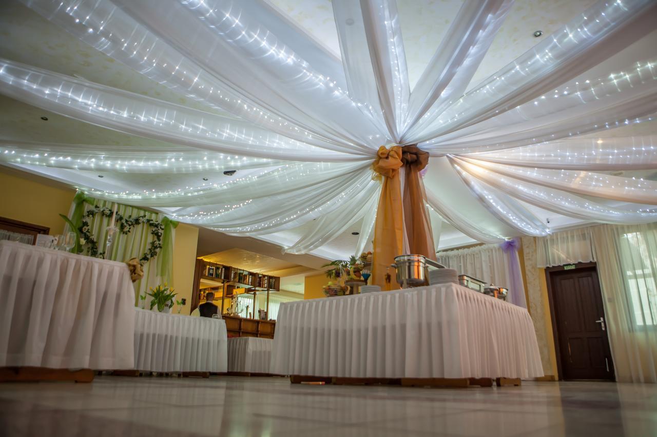 Sztar Motel Etterem Balassagyarmat Ngoại thất bức ảnh