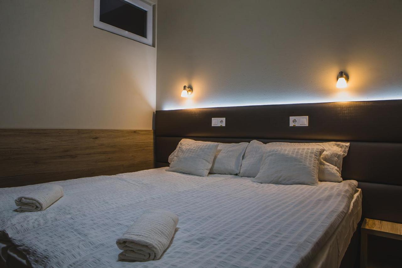 Sztar Motel Etterem Balassagyarmat Ngoại thất bức ảnh